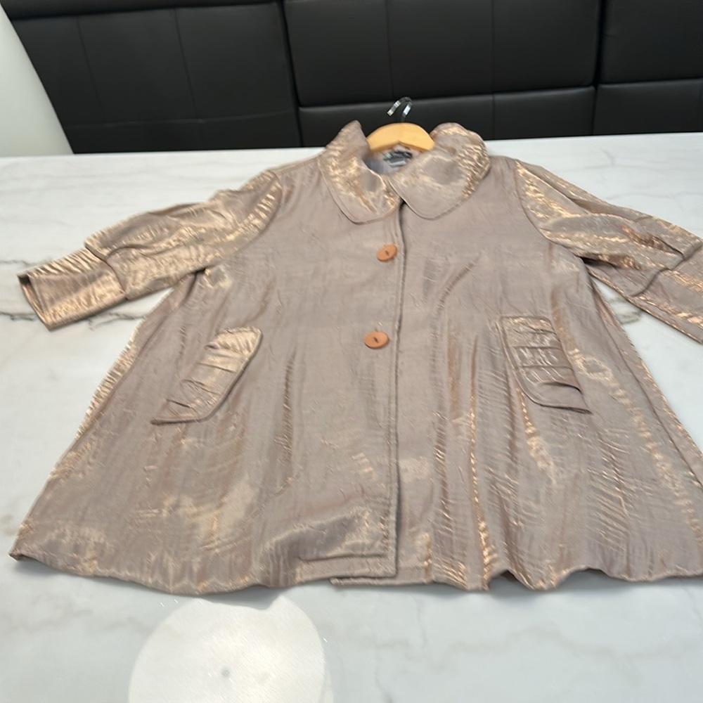 Chic Tan Women's Blazer with Unique Collar - Picture 2 of 5